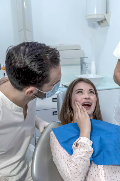 Best Emergency Dental Care for Broken or Chipped Teeth in Baltic, CT